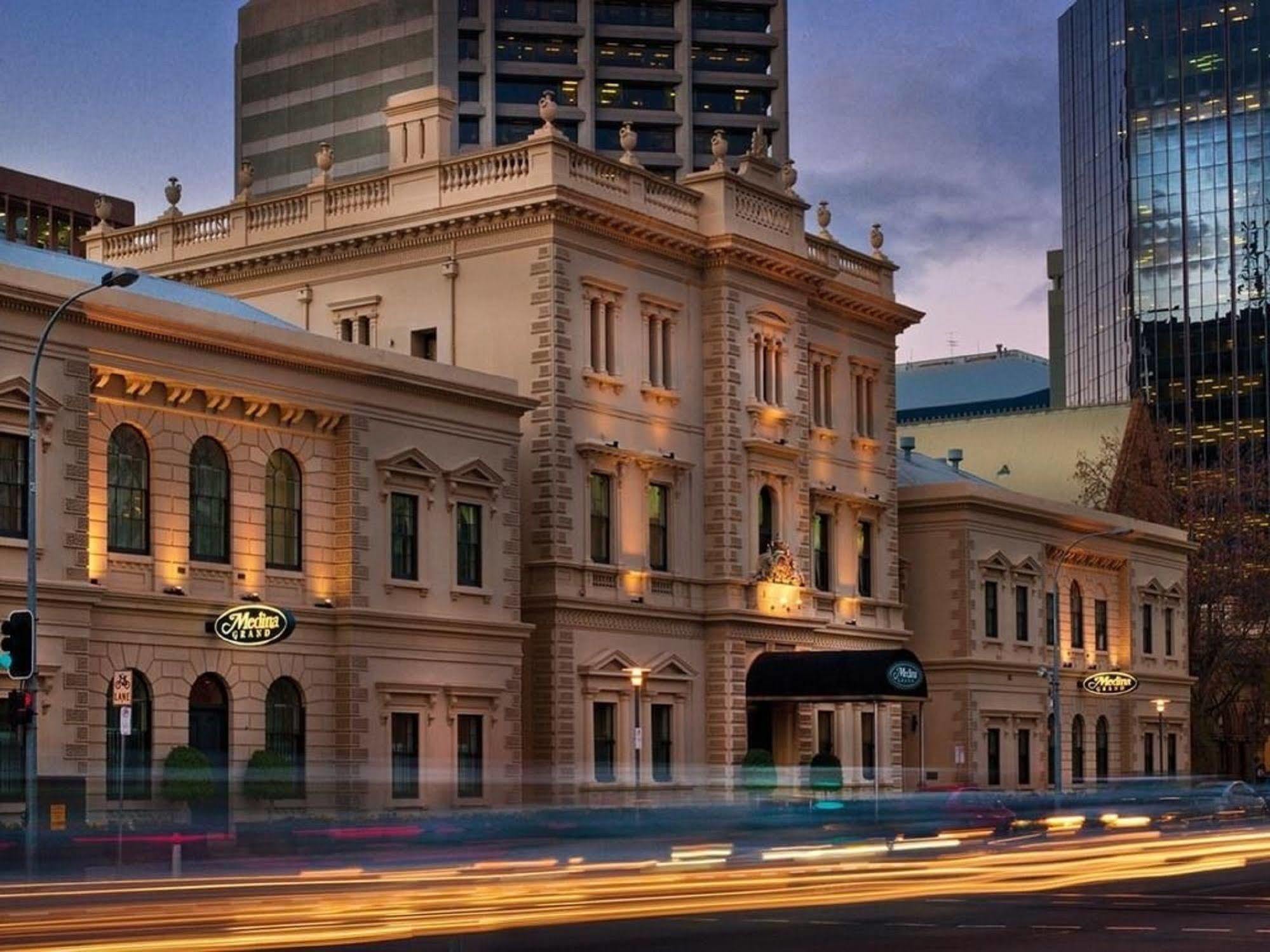 Adina Apartment Hotel Adelaide Treasury Eksteriør billede