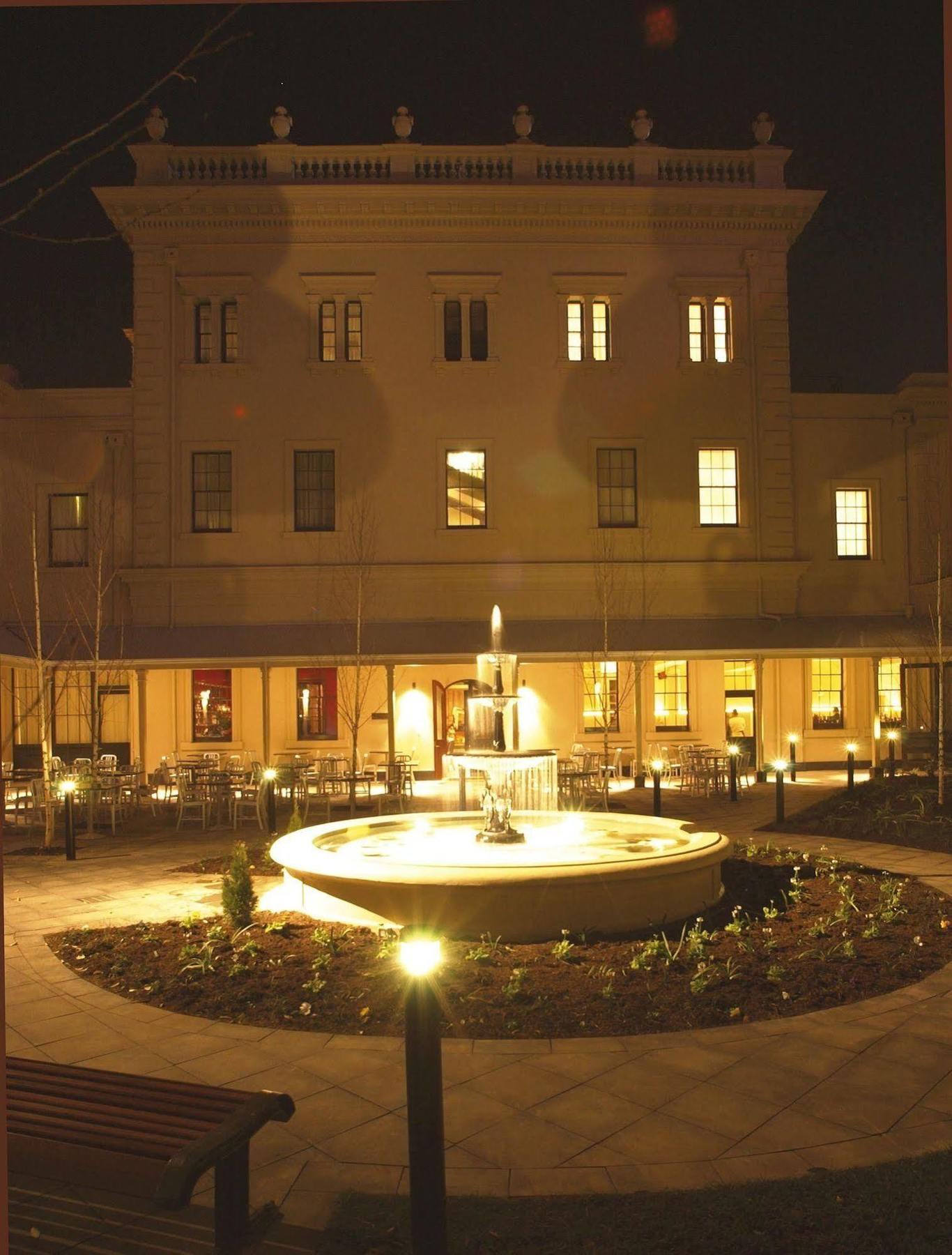 Adina Apartment Hotel Adelaide Treasury Eksteriør billede